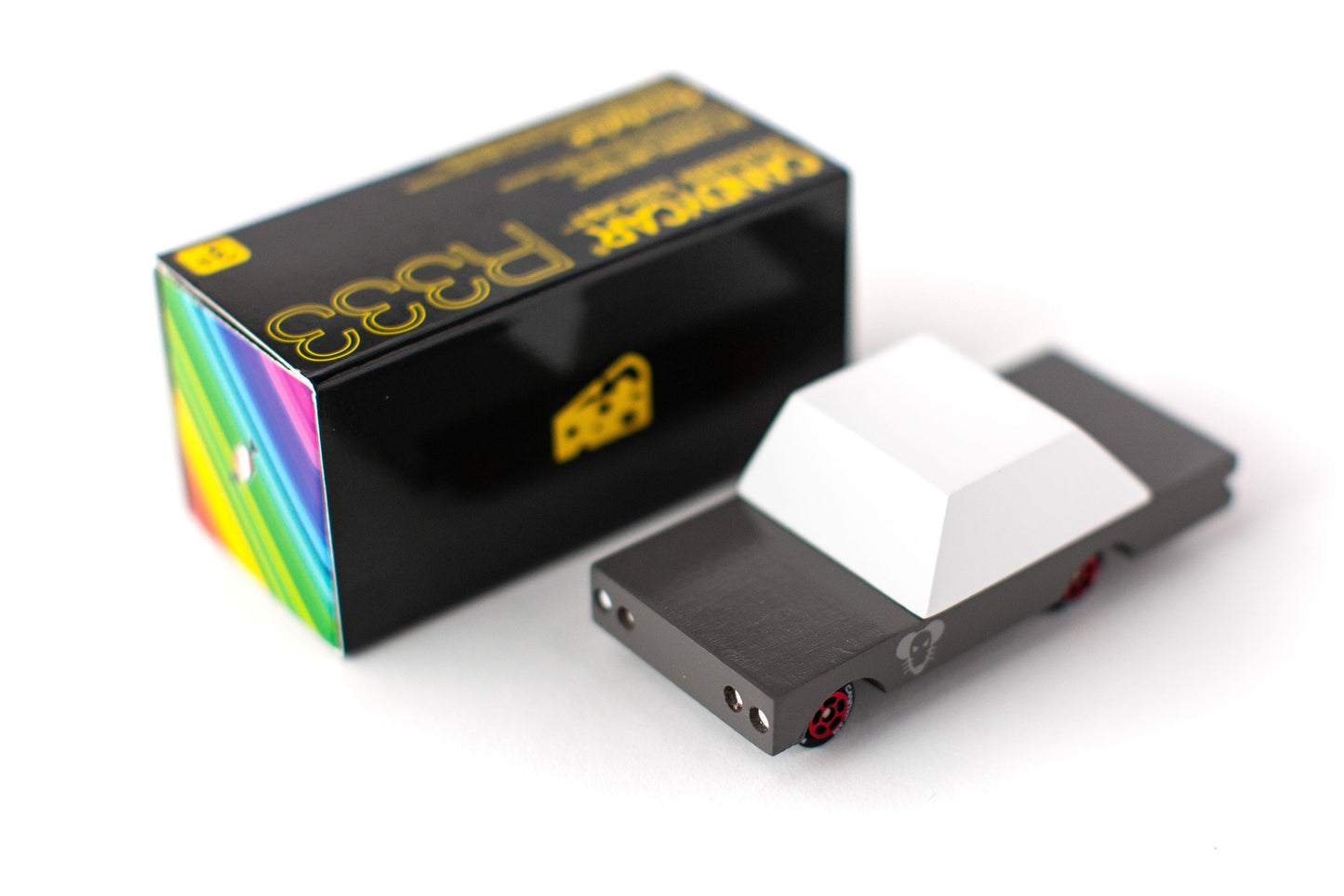 Mouserod quarter front view with packaging